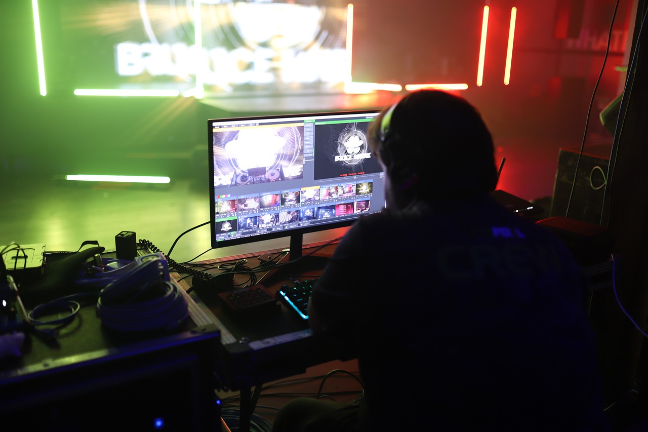 短信如何帮助管理订单和物流？