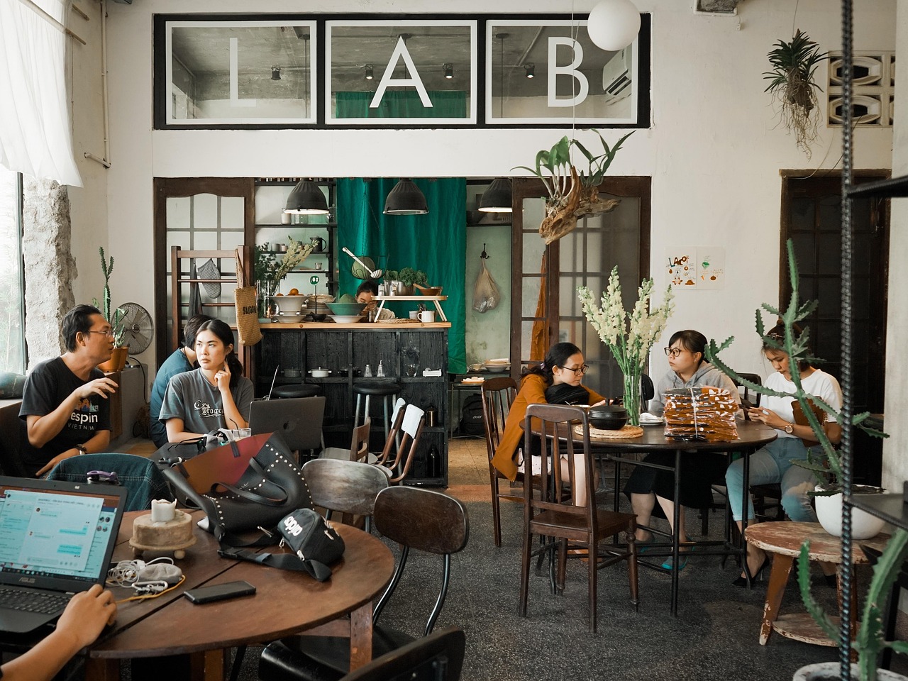 陌趣 app详情下载教程